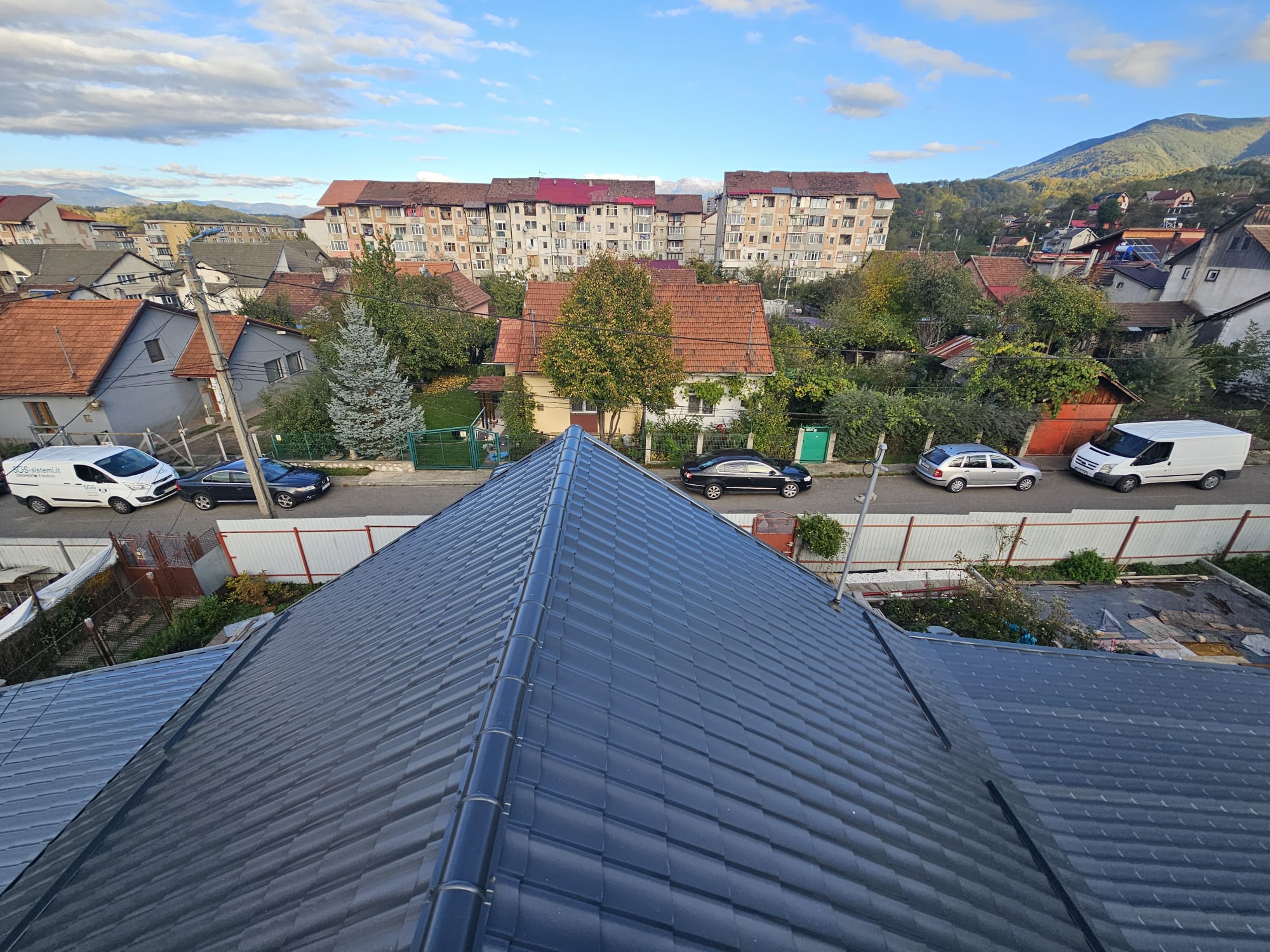Tablă metalică montaj