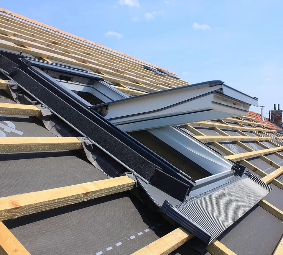 Fereastră mansardă Velux